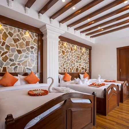 Airport Himalaya Boutique Hotel