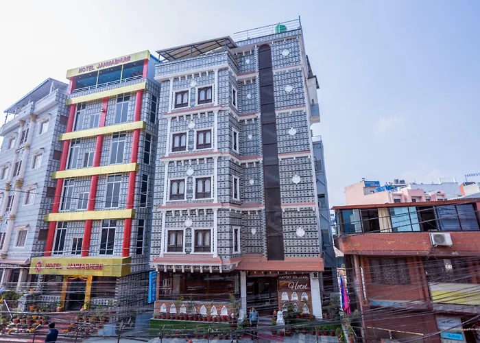 Hotel Airport Himalaya Boutique 4*