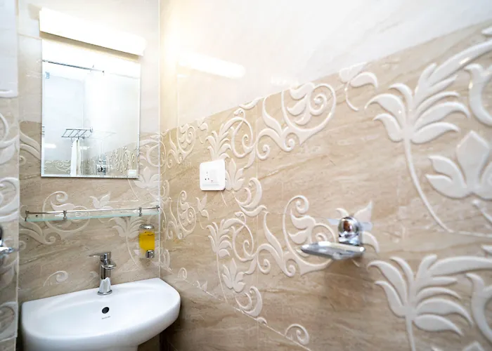 Airport Himalaya Boutique Hotel