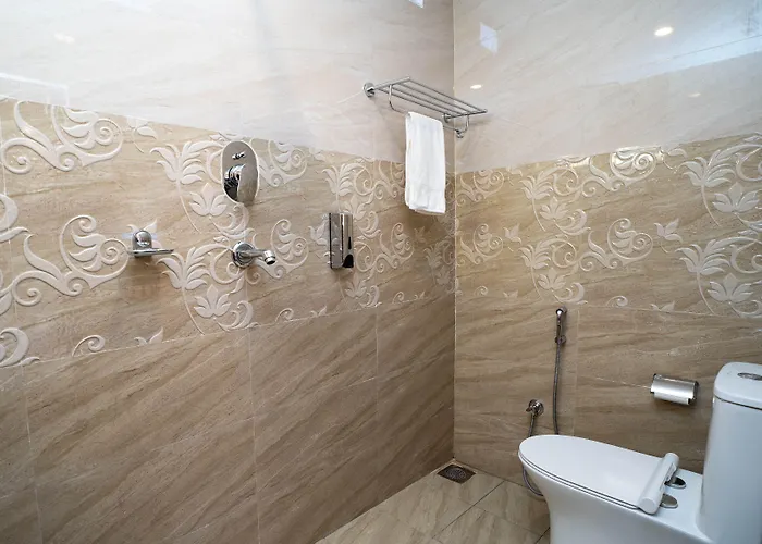 Hotel Airport Himalaya Boutique 4*